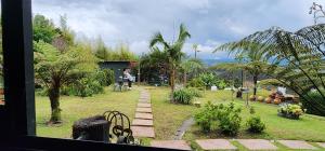 Zahrada ubytování Hobbit Hotel El peñol Guatapé
