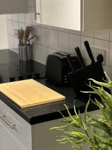 Фотография из галереи Urban Living - 2 beds apartment, driveway parking, centrally located!! в Саутгемптоне +13 фотографий