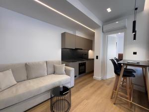Ruang duduk di BlueMotion - CruiseNest Complex
