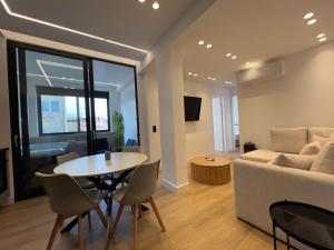 Ruang duduk di BlueMotion - CruiseNest Complex