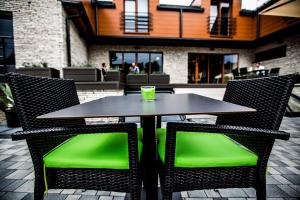 Restaurace v ubytování Przystań Leśniów
