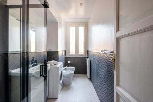 Kúpeľňa v ubytovaní Exclusive 3 bedrooms apartment in Brera
