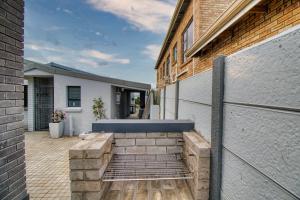 Balkón nebo terasa v ubytování Blessed at Bay Spekboom self catering cottage