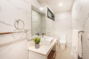 Gallery image of Apartment with private pool with 2br in cap cana PTF in Punta Cana