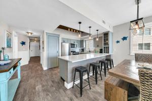 Η κουζίνα ή μικρή κουζίνα στο Majestic Sun 601B