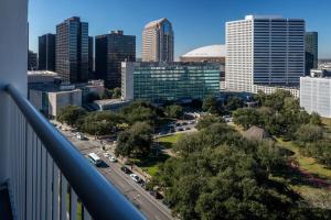Cảnh New Orleans hoặc tầm nhìn thành phố từ khách sạn