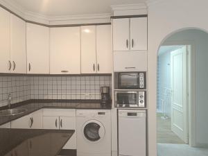 Kuchyňa alebo kuchynka v ubytovaní Vera Natura Apartamento Maria