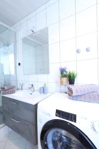 Ένα μπάνιο στο Apartman Nam 6