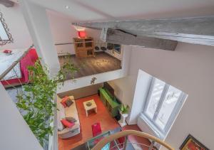 Posedenie v ubytovaní ღ LA CHARMERIE Duplex climatisé à 5min du Vieux Port