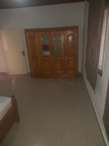 コナクリにあるEdenのギャラリーの写真