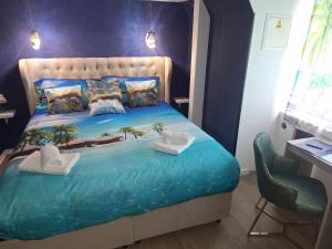 Ein Bett oder Betten in einem Zimmer der Unterkunft Waregem Hotel A