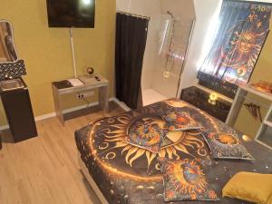 Ein Bett oder Betten in einem Zimmer der Unterkunft Waregem Hotel A
