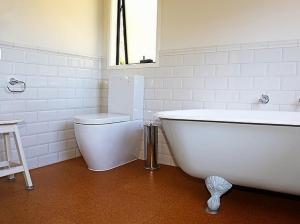 Koupelna v ubytování Kaiteri House - Kaiteriteri Holiday Home + 22 fotografií