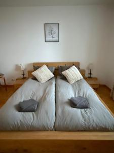 Postel nebo postele na pokoji v ubytování Apartment Snowball, Modern, cosy, Matterhorn views