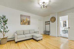 Fotografie z fotogalerie ubytování NYC Area Apartment on Hudson River! v destinaci Hastings-on-Hudson