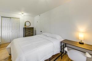 Fotografie z fotogalerie ubytování NYC Area Apartment on Hudson River! v destinaci Hastings-on-Hudson