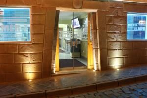 TV a/nebo společenská místnost v ubytování Hotel Elmer-Z