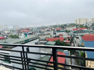a view of a city from a balcony at Mạnh Quỳnh Hotel in Tinh Xa