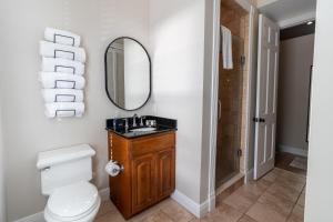 Vannituba majutusasutuses Lighthouse Suites Collection
