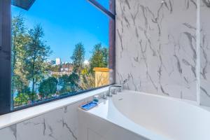 Foto dalla galleria di CitiGO Hotel Green Lake Kunming a Kunming