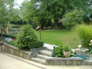 A garden outside Hársfa Szálló