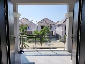 Ảnh trong thư viện ảnh của 4 Bedroom Private Villa & Swimming Pool with Fitness ở Phumĭ Thnŭng