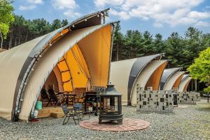 Fotografie z fotogalerie ubytování Pocheon Spoon Glamping N Caravan v destinaci Pchočchon