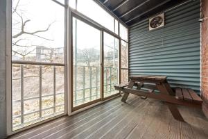 Gallery image of Cheongdo Persimmon Ville Pension in Sora +6 photos