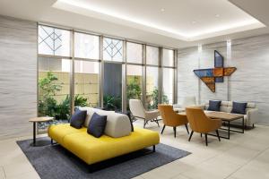 Et sittehjørne på Four Points Flex by Sheraton Nagoya Station