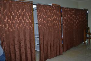 Fotografie z fotogalerie ubytování Crown Guest House v destinaci Ambarawa