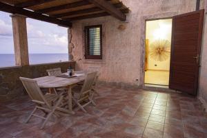 ヴィッラプッツにあるVillino Trilocale Apartments Seasideのギャラリーの写真