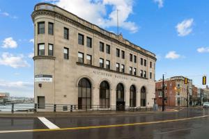 Gallery image of CityFlatsHotel - Port Huron, an Ascend Collection Hotel in Port Huron