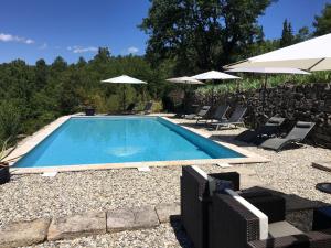 Afbeelding uit fotogalerij van Mas de la Giralde - Bed and Breakfast in Payzac