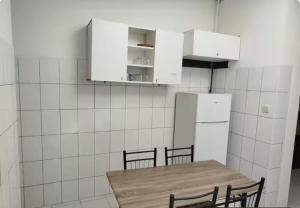 Eldhús eða eldhúskrókur á 2 Chambre disponible