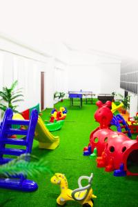Athirappilly Rainland Resort的儿童俱乐部