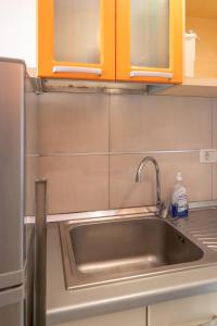 Nhà bếp/bếp nhỏ tại Garden Lake City Apartment's