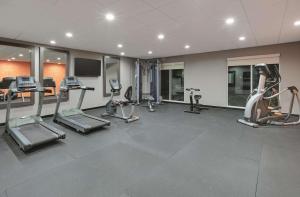 Fitness centrum a/nebo fitness zařízení v ubytování La Quinta by Wyndham Tyler South