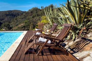 Afbeelding uit fotogalerij van Blue Lake House in Ferreira do Zêzere