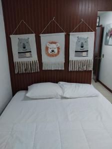 Postel nebo postele na pokoji v ubytování 3 habitaciones privadas