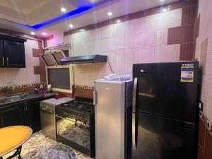 Kuchyň nebo kuchyňský kout v ubytování 2 bedroom for families