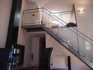 Φωτογραφία από το άλμπουμ του Modern apt in old town w cathedral views στη Χιρόνα