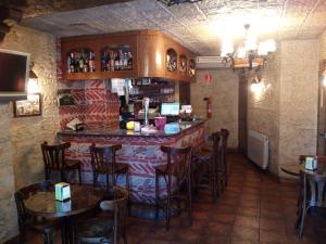 Hostal Restaurante Cornella italokat is kínál