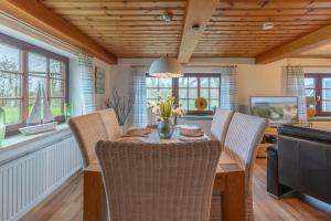 Khu vực ghế ngồi tại Neukoog Auszeit