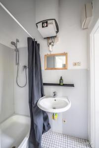 Ένα μπάνιο στο Apartment für Alleinreisende