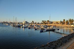 Fotografia z galérie ubytovania Apartamentos Playa Marina Piscina y zonas verdes by Alsol A01-00413 v destinácii Ayamonte