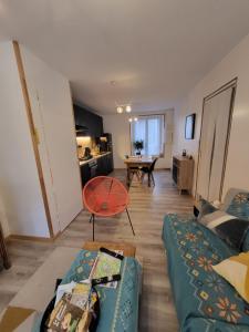 Posezení v ubytování Location saisonnière La Berbère + 16 fotografií
