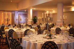 Veitingastaður eða matsölustaður á Louis Fitzgerald Hotel