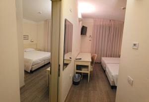 Postel nebo postele na pokoji v ubytování Grand Hotel Bonanno + 36 fotografií