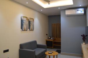 TV a/nebo společenská místnost v ubytování JBR Residency