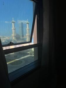 Imagem da galeria de Waterfront comfort appartmentشقة بانوراما إطلاله على البحيرة em Sharjah